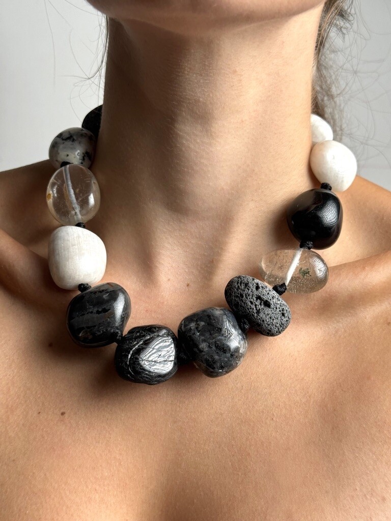 Necklace with mixed materials