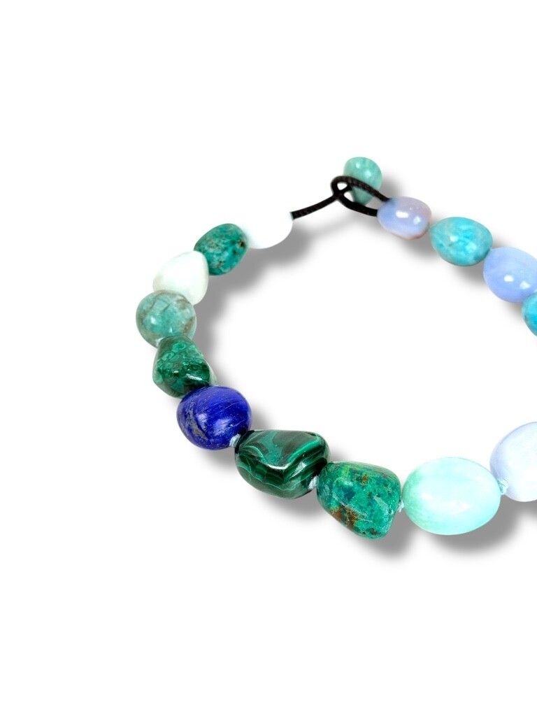 Necklace with mixed materials