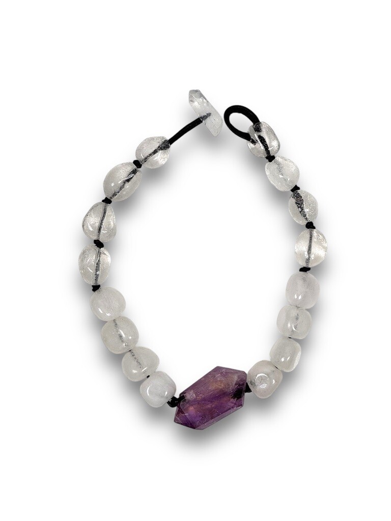 Necklace with amethyst and quartz