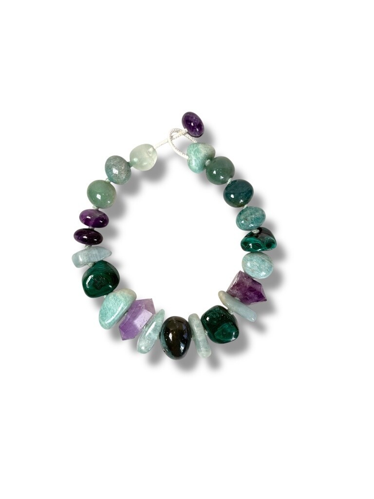 Statement necklace with mixed materials