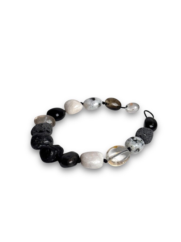 Necklace with mixed materials